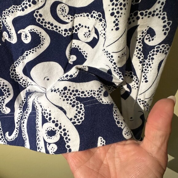 Girls Lilly Pulitzer Half-Zip Pullover, size XL (12-14) - Picture 4 of 6